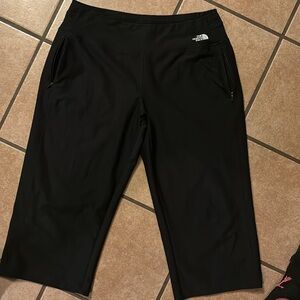 Women’s Capri Sweatpants